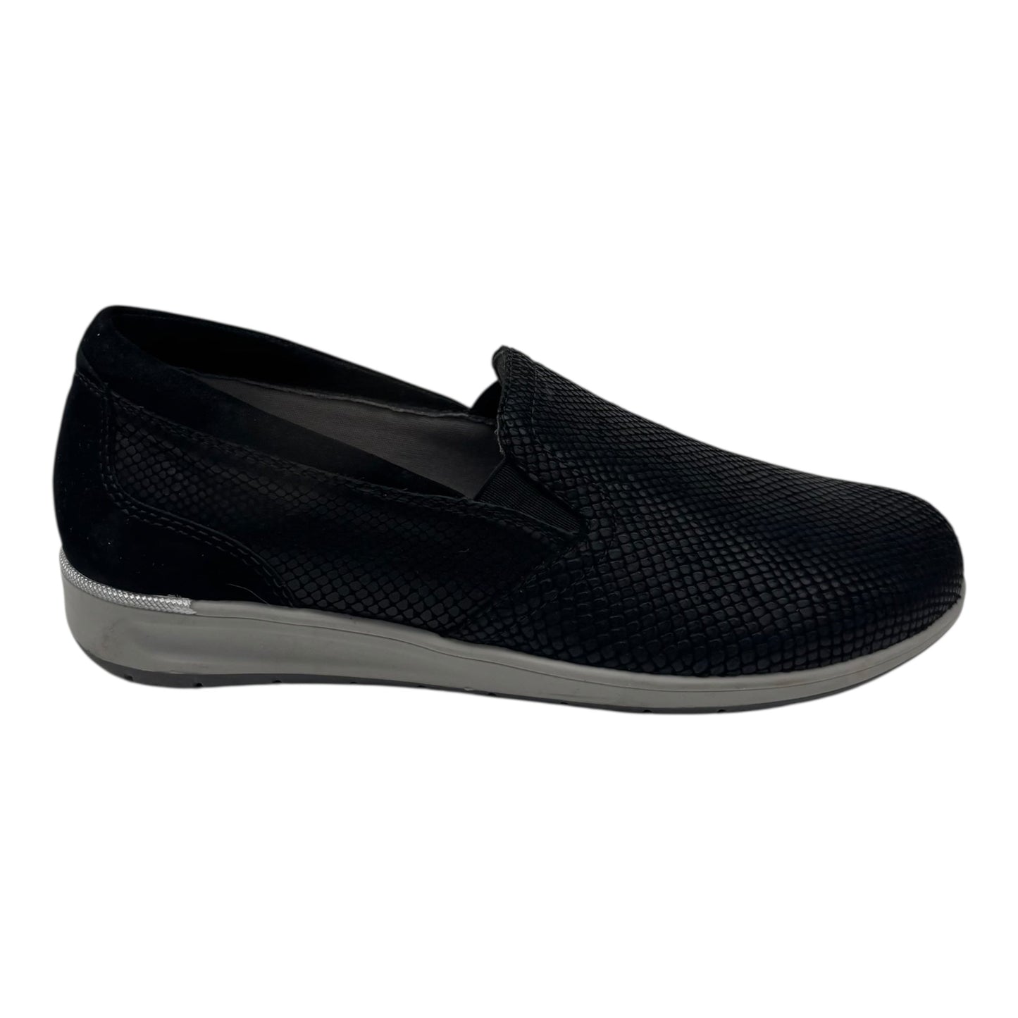Shoes Flats By Clothes Mentor In Black, Size:9.5