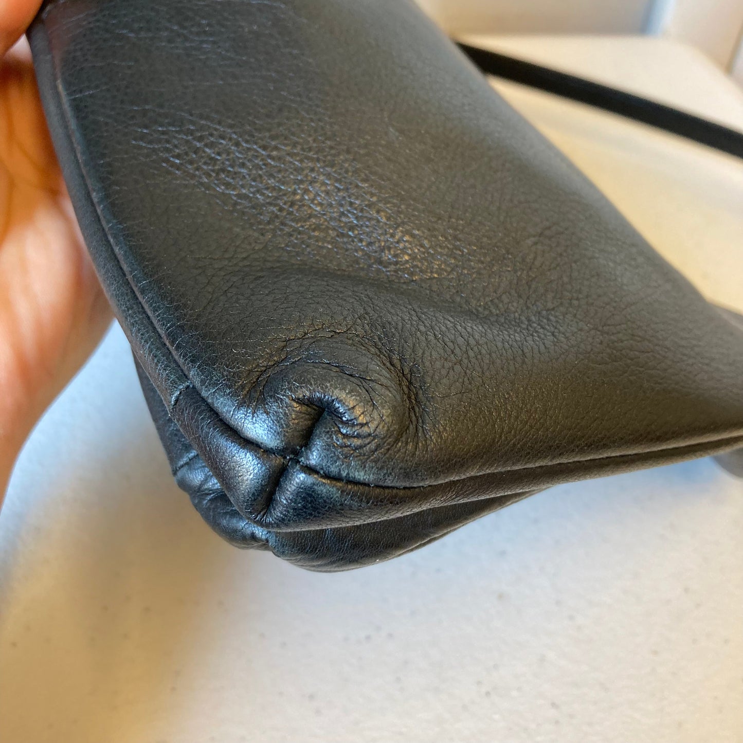 Handbag Leather By Margot In Black, Size:Medium