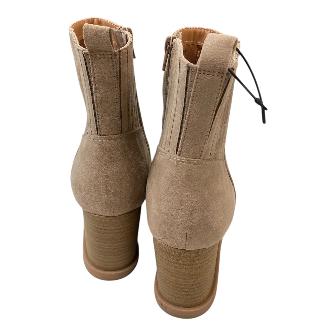 Boots Ankle Heels By Universal Thread In Tan, Size:10