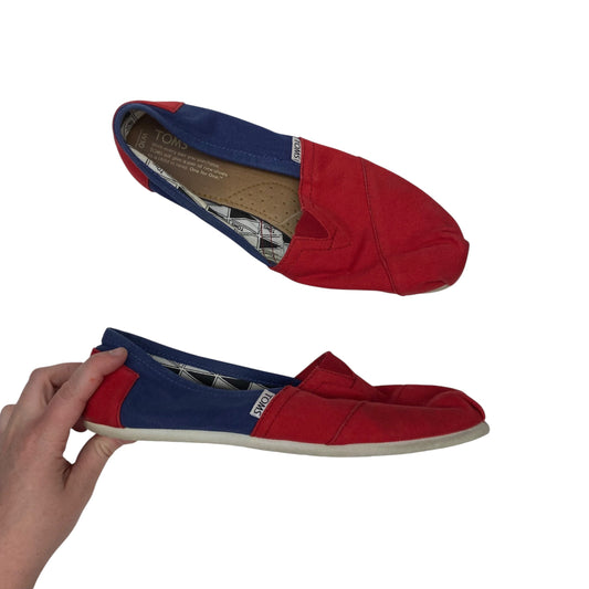 Shoes Flats By Toms In Blue & Red, Size:10