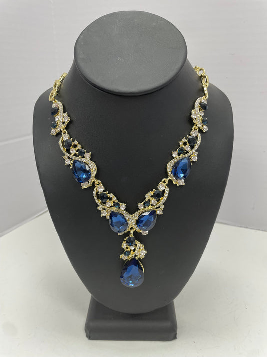 Necklace Set By Clothes Mentor, Size: 02 Piece Set