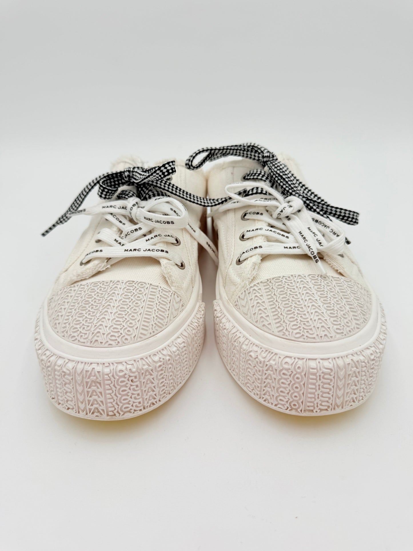 Shoes Luxury Designer By Marc Jacobs In White, Size:10