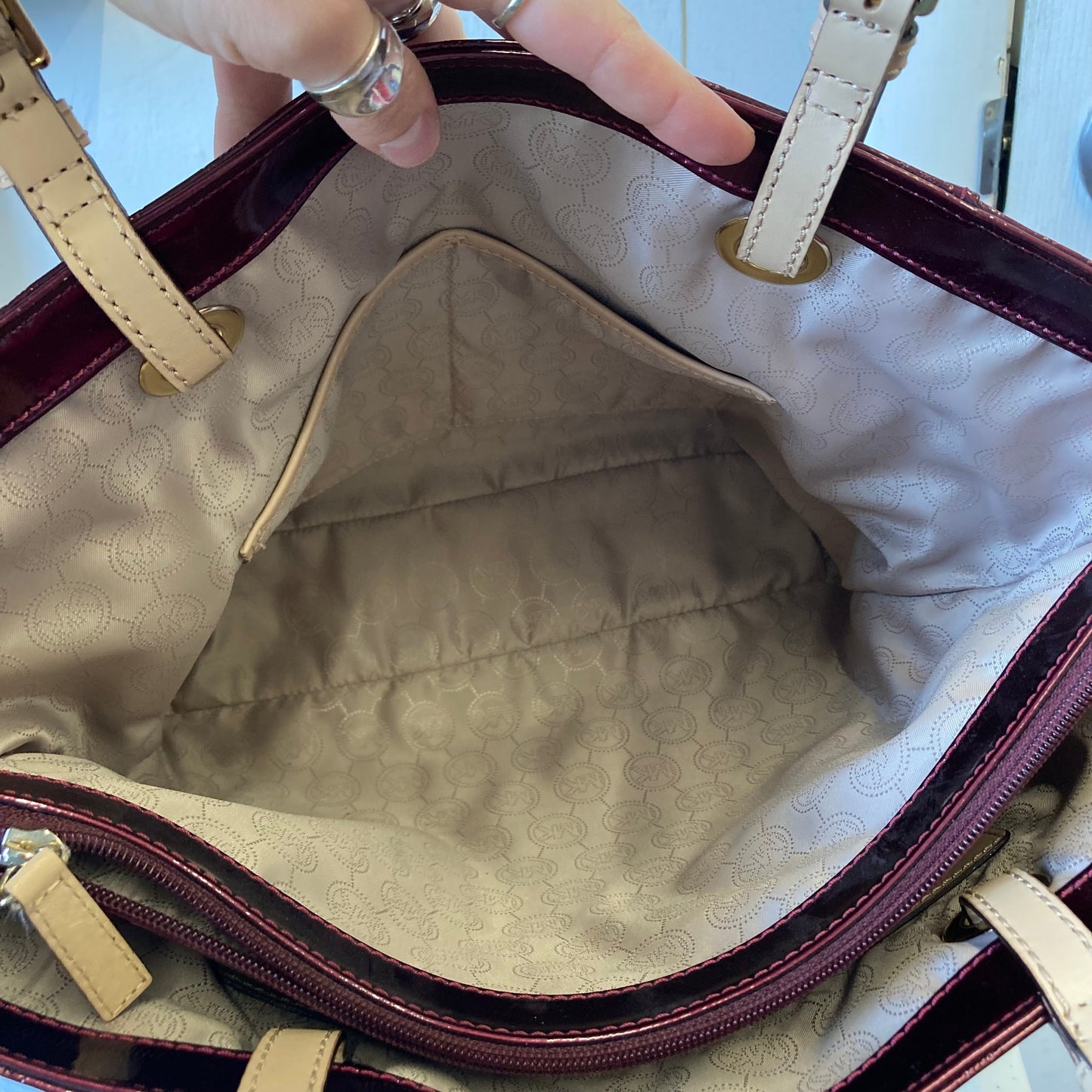 Handbag Designer By Michael Kors In Red, Size:Large