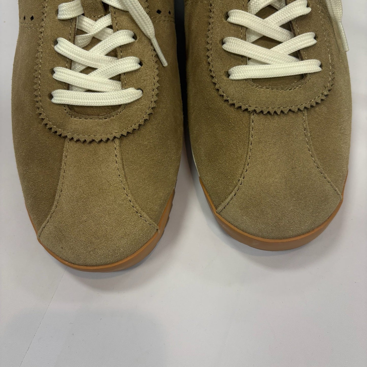 Shoes Sneakers By Steve Madden In Brown, Size: 8