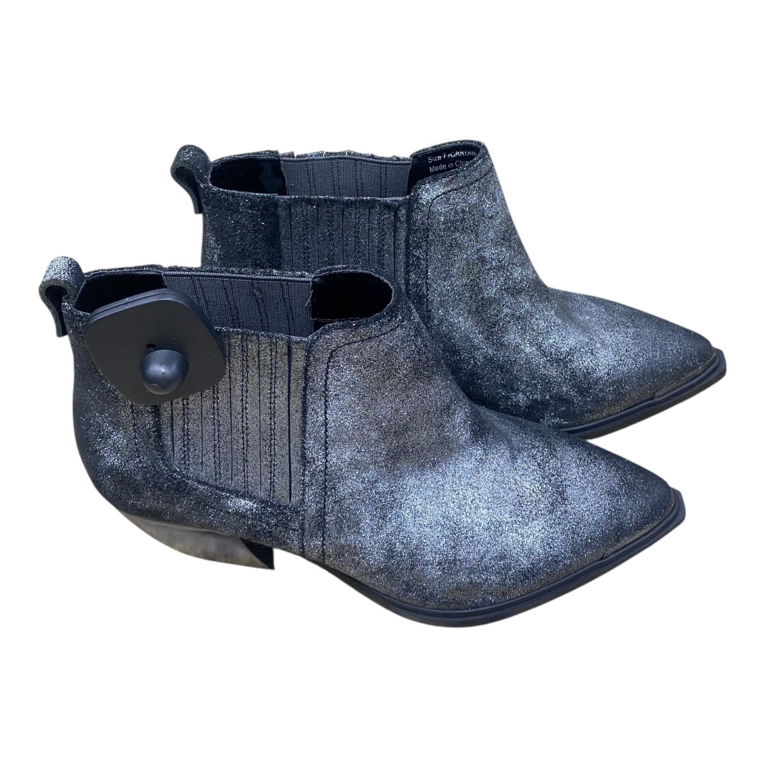 Boots Ankle Heels By Sbicca In Black & Silver, Size:7