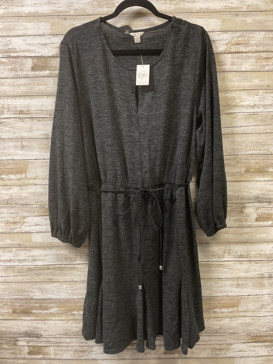 Dress Casual Short By Cato In Grey, Size:2X