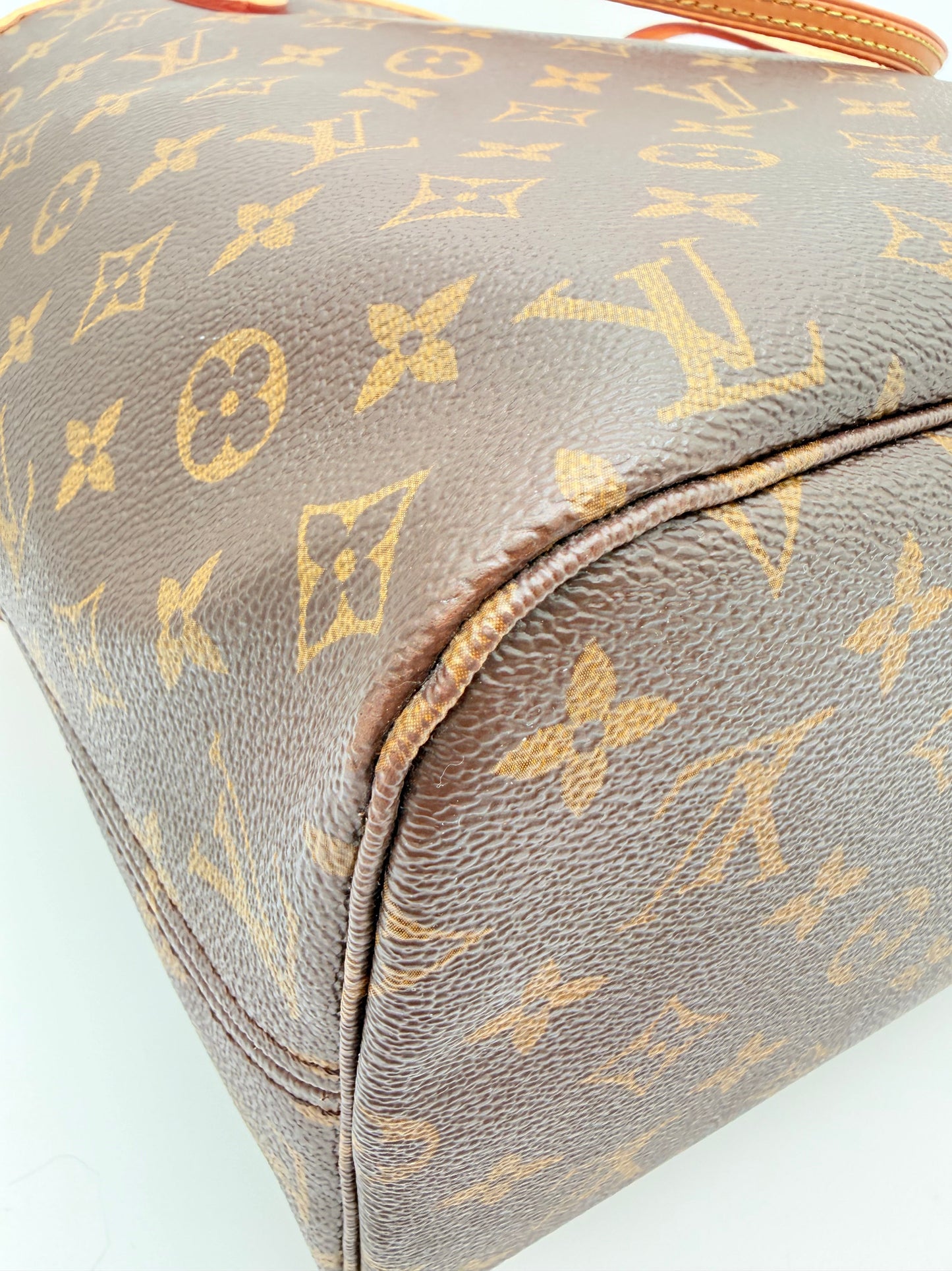 Handbag Luxury Designer By Louis Vuitton In Brown, Size:Medium