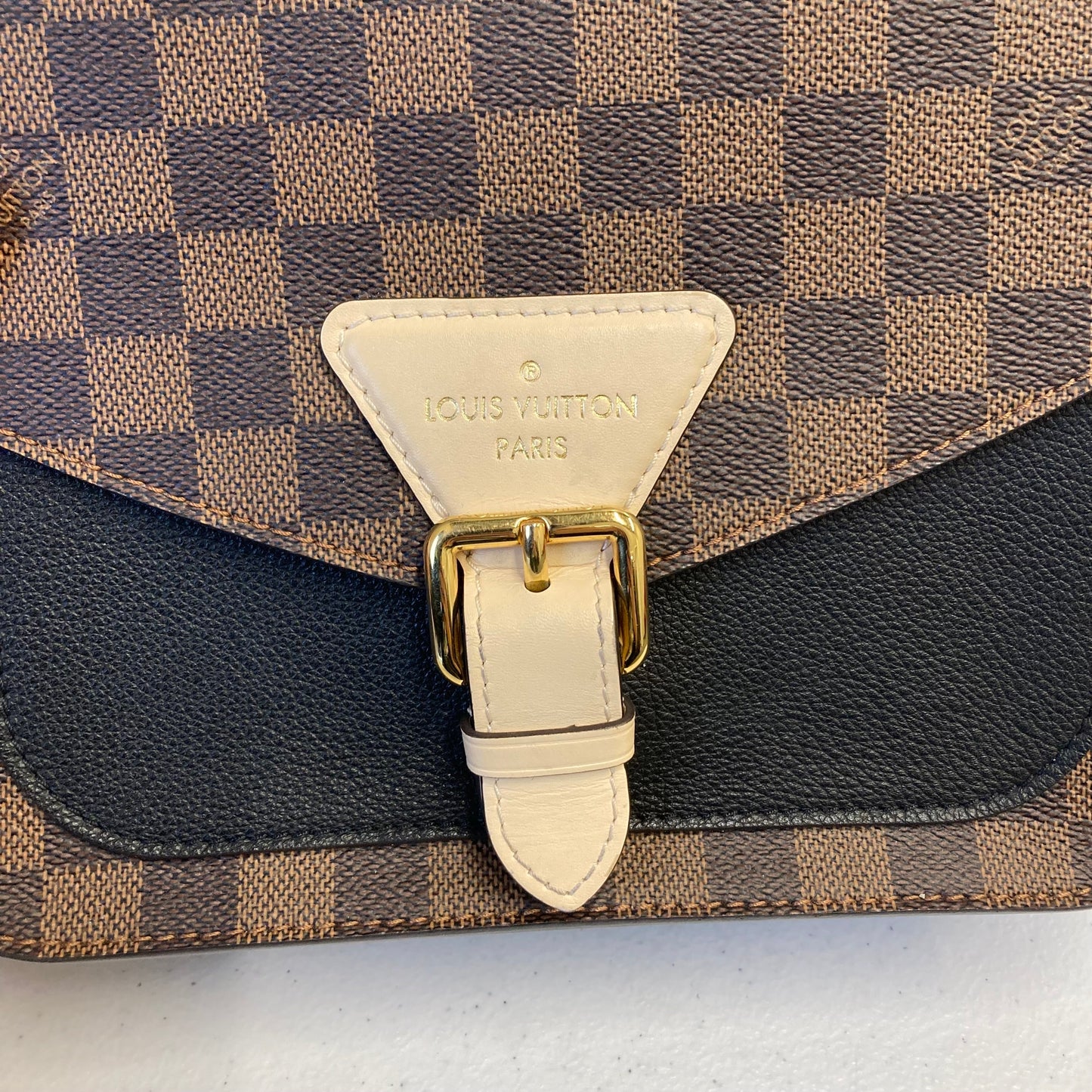 Handbag Luxury Designer By Louis Vuitton In Brown & Tan, Size:Small