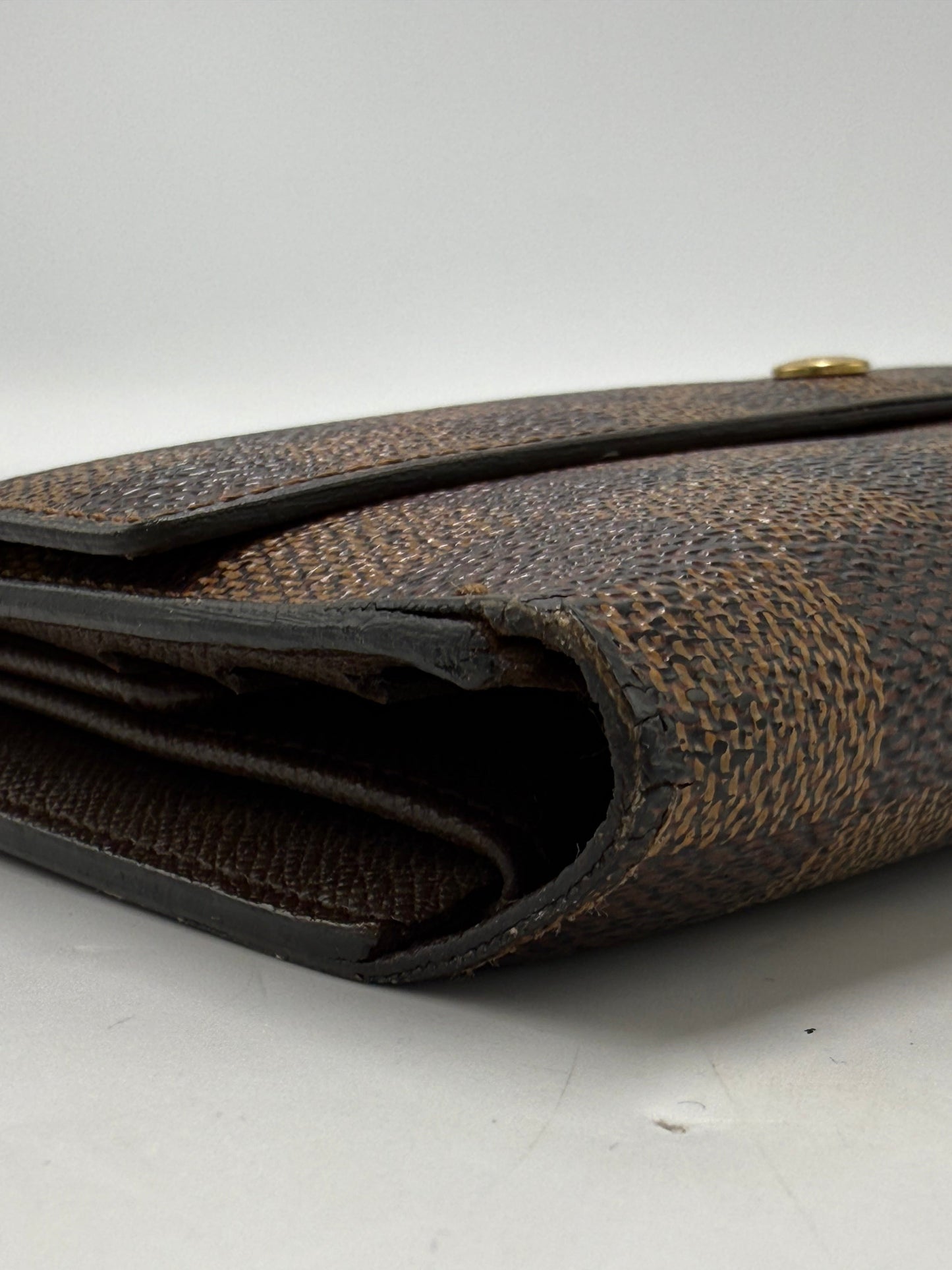 Louis Vuitton Sarah Luxury Wallet in Damier Ebene