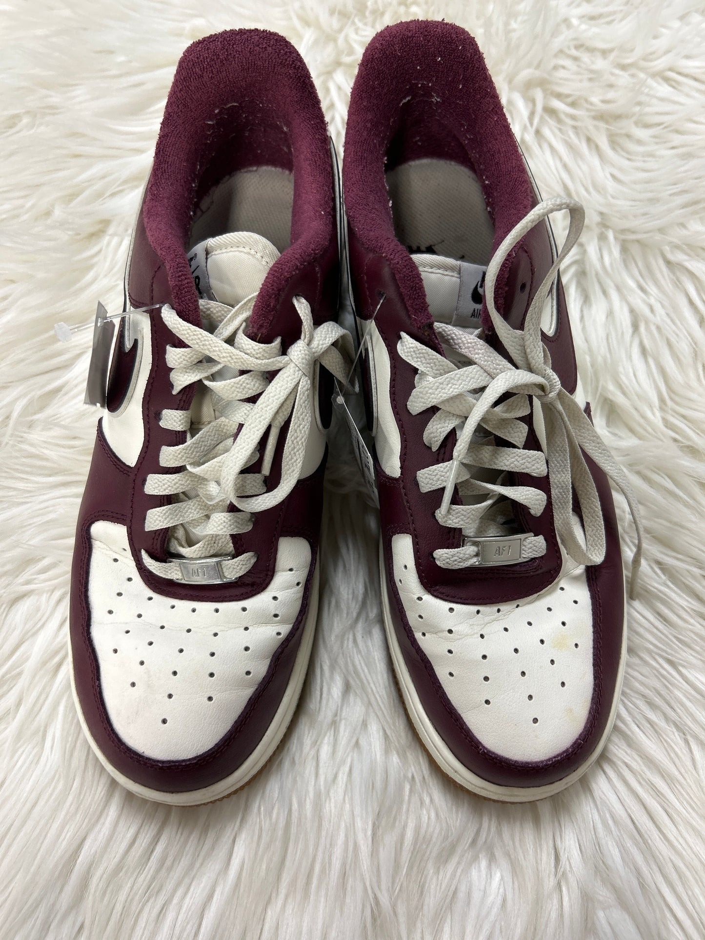 Shoes Sneakers By Nike In Purple & White, Size:9.5