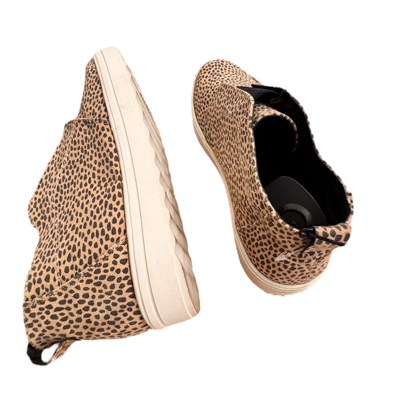 Shoes Athletic By Universal Thread In Animal Print, Size:8
