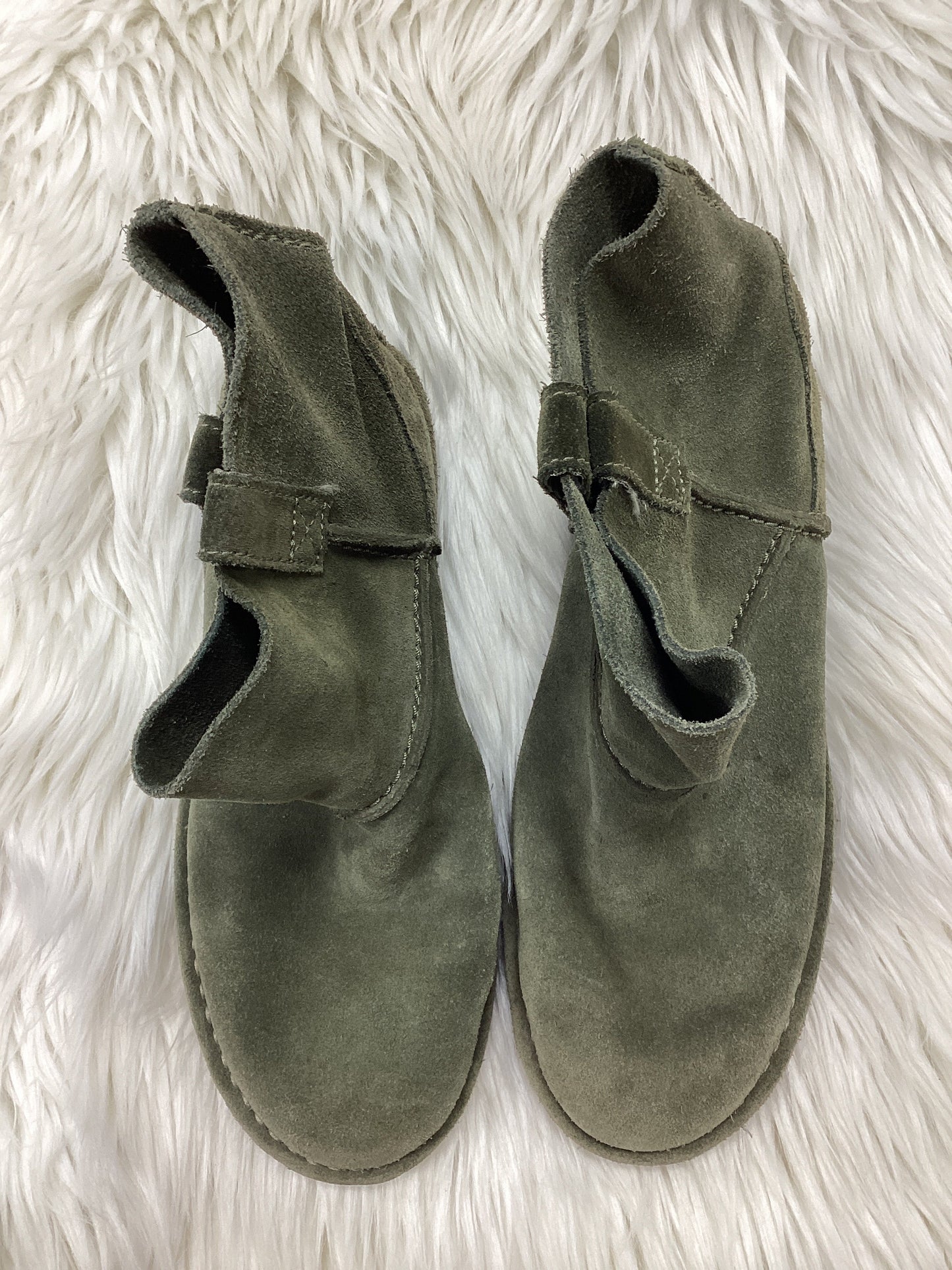 Boots Designer By Ugg In Green, Size:8