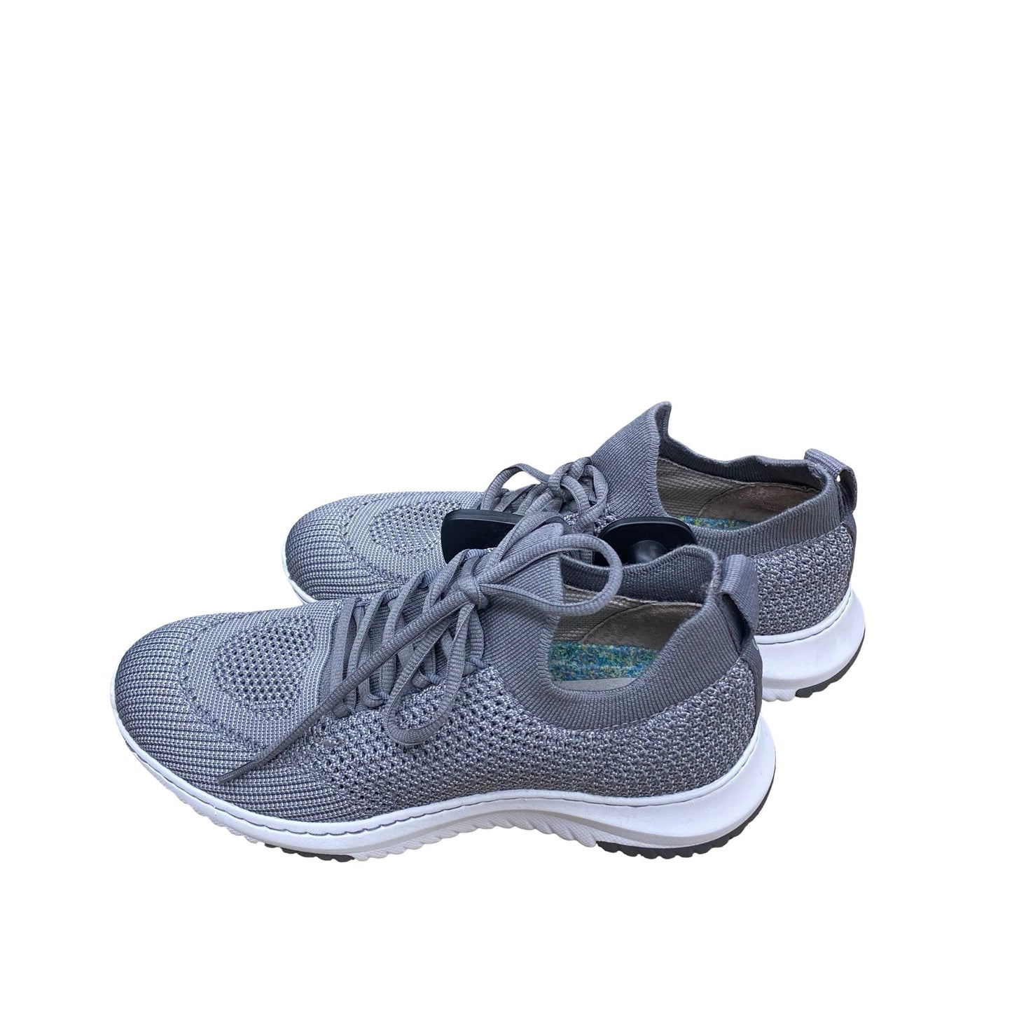 Shoes Sneakers By Clothes Mentor In Grey, Size:7