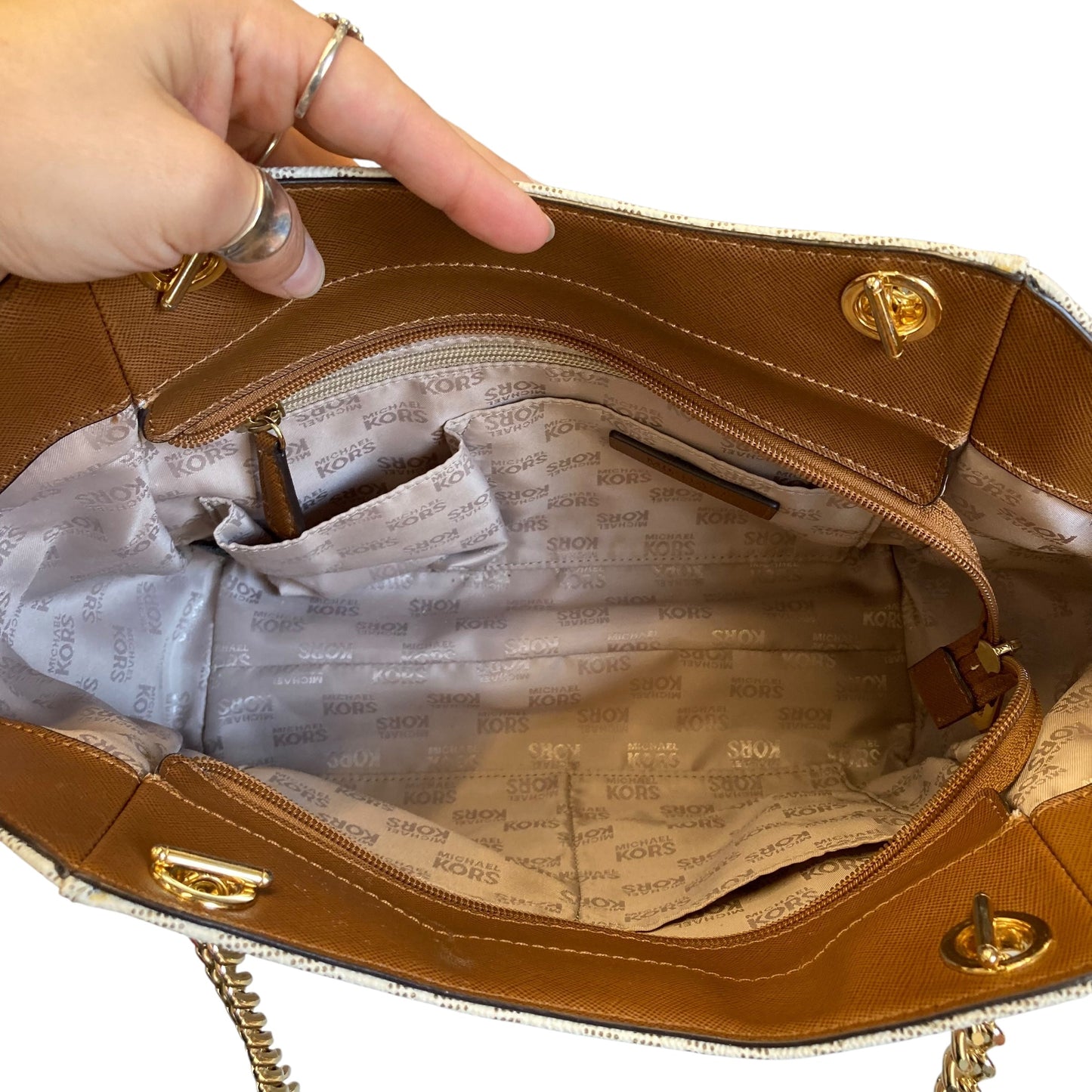 Handbag Designer By Michael Kors In Beige, Size:Large