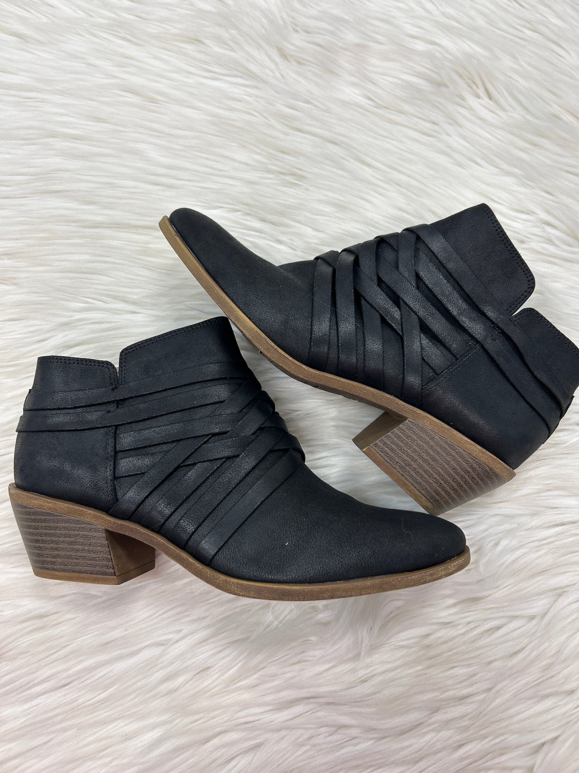 black flat dress boots Womens Linzi Liana High Leg Faux Suede Ruched US 6 (UK 4) Embrace a timeless look with these leather flat riding boots Boots Ankle Flats By Life