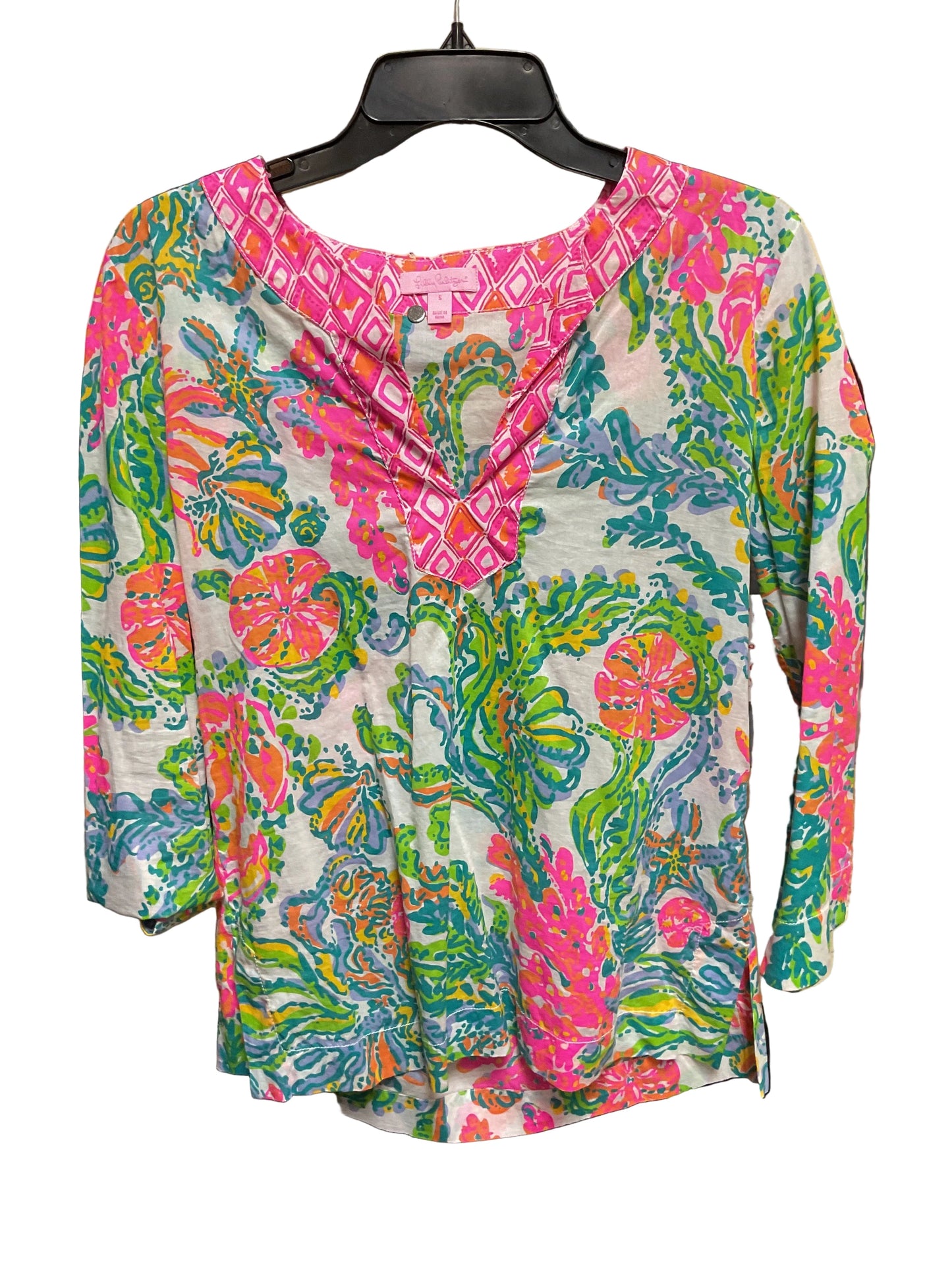 Top 3/4 Sleeve Designer By Lilly Pulitzer In Pink & White, Size:S