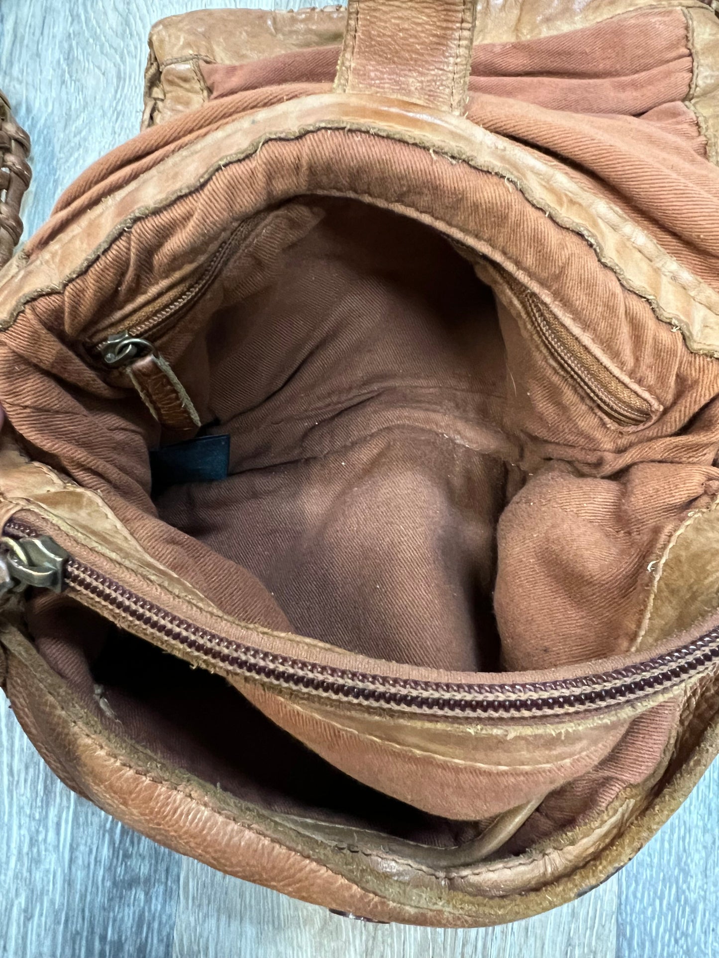 Crossbody Leather By Cmc, Size: Small