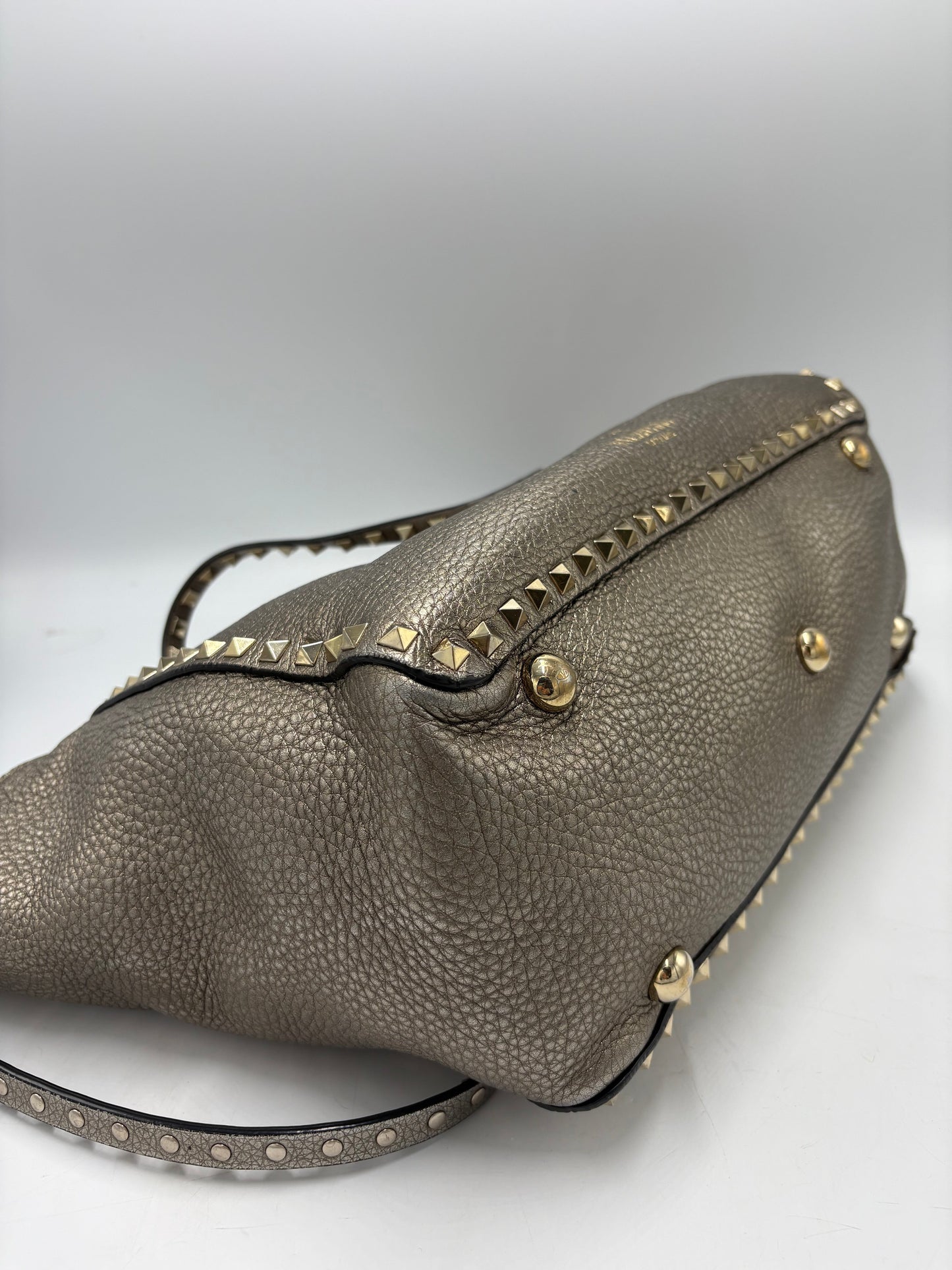 Valentino-Garavani Rockstud Medium Luxury Tote / Handbag