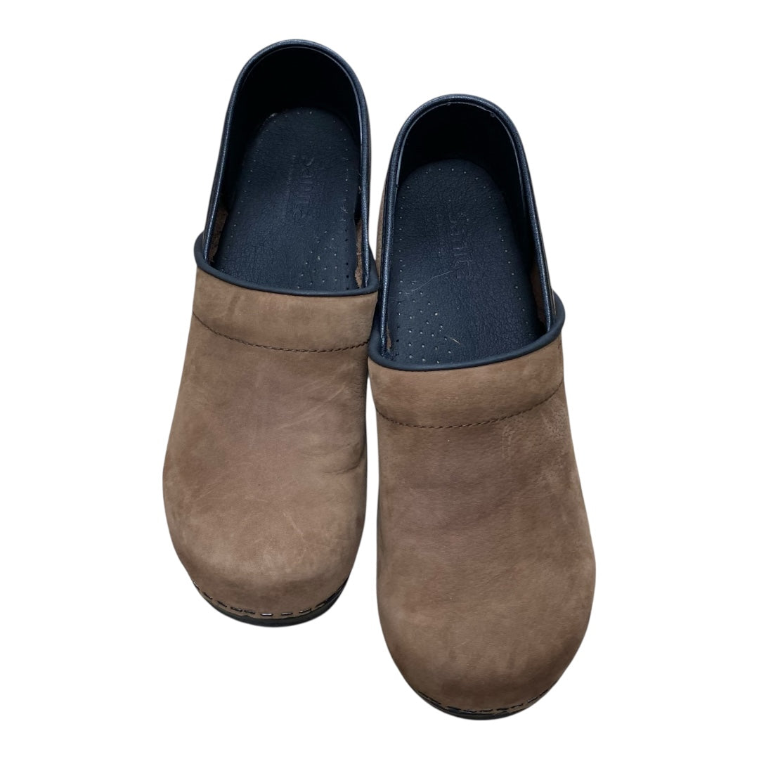 Shoes Flats By Sanita In Brown, Size:10.5