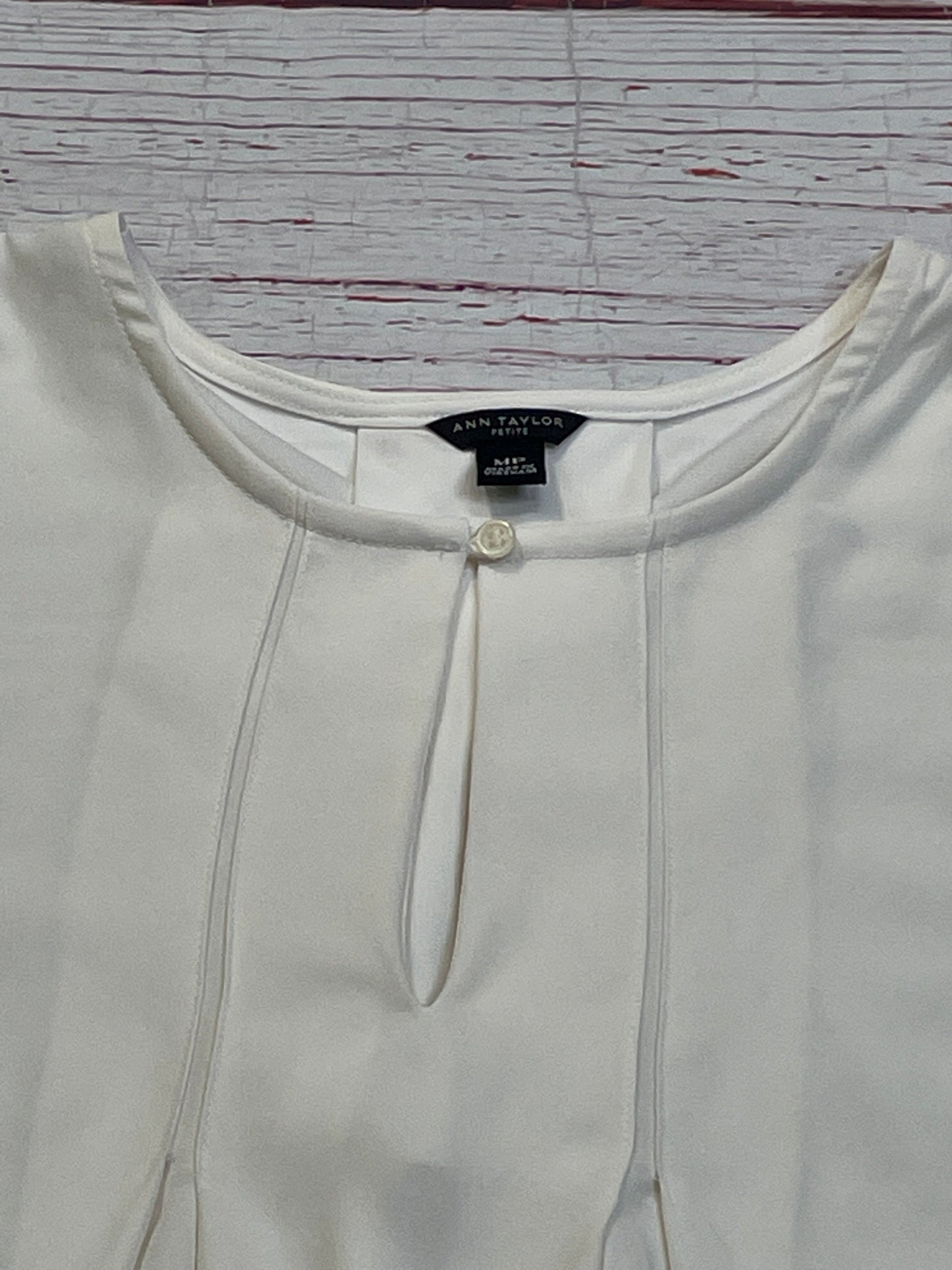 Top Sleeveless By Ann Taylor  Size: Petite  Medium