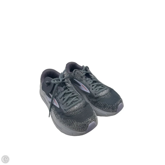 Shoes Athletic By Brooks Brothers In Grey, Size: 9.5