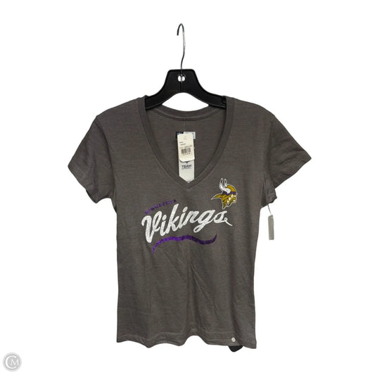 Athletic Top Short Sleeve By Nfl In Grey, Size: M