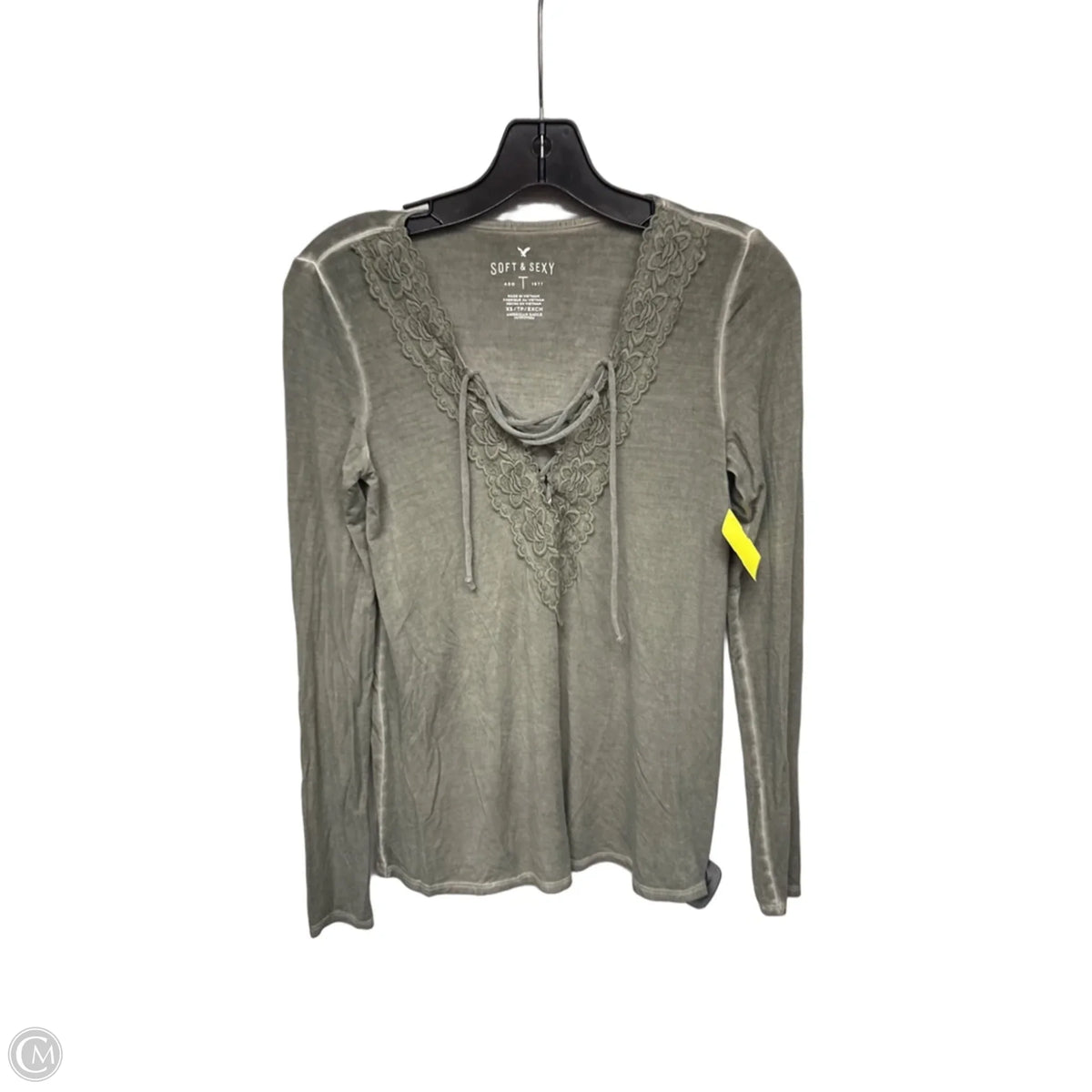 Top Long Sleeve By American Eagle In Green, Size: Xs