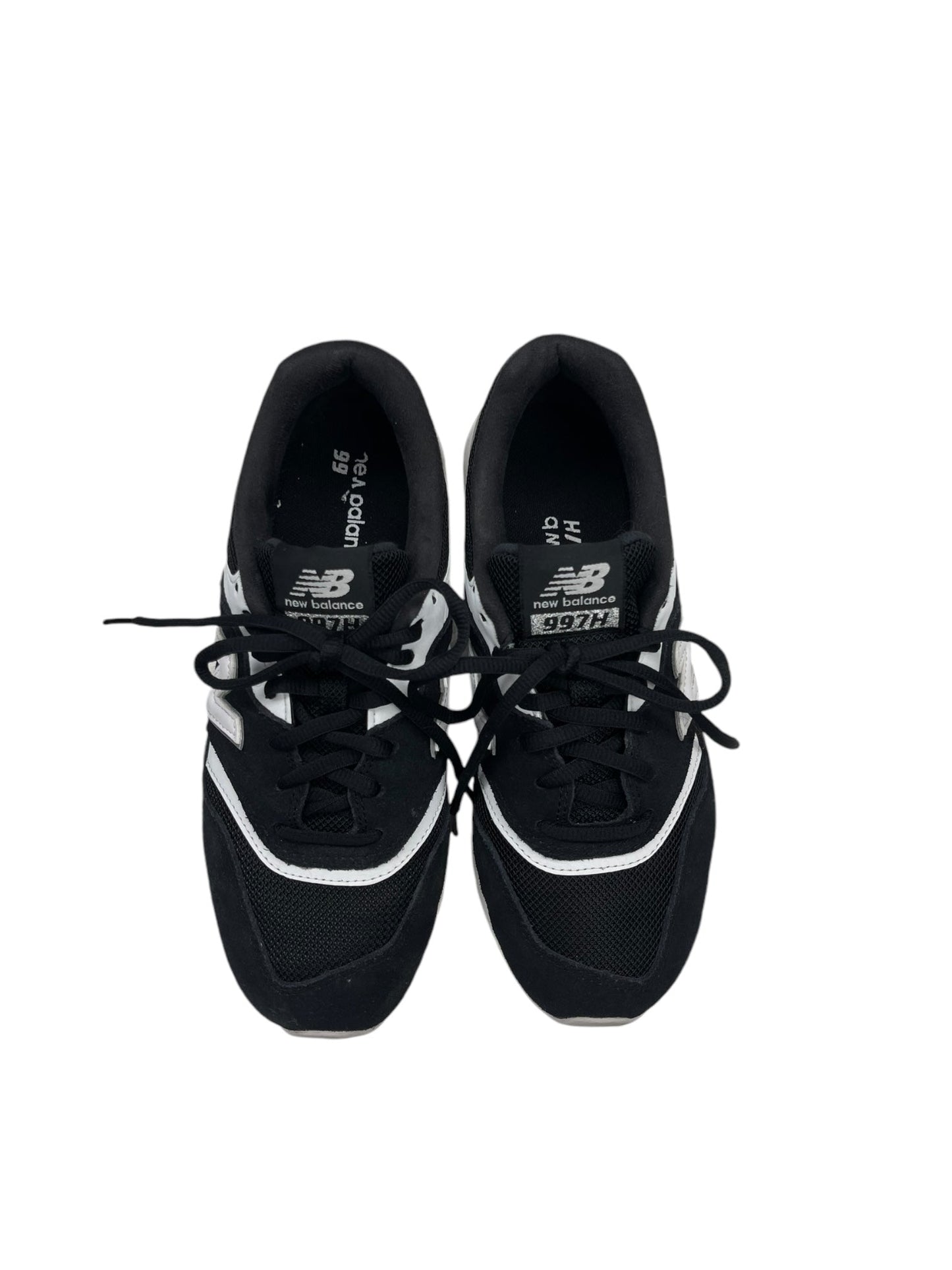 Shoes Athletic By New Balance In Black & White, Size: 7