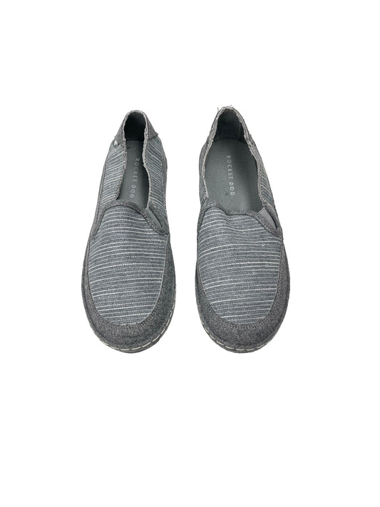 Shoes Flats By Rocket Dogs In Grey, Size: 10