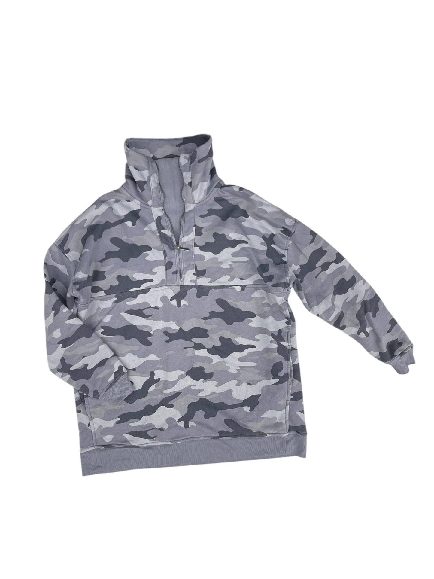 Sweatshirt Collar By Quaker Factory In Camouflage Print, Size: S