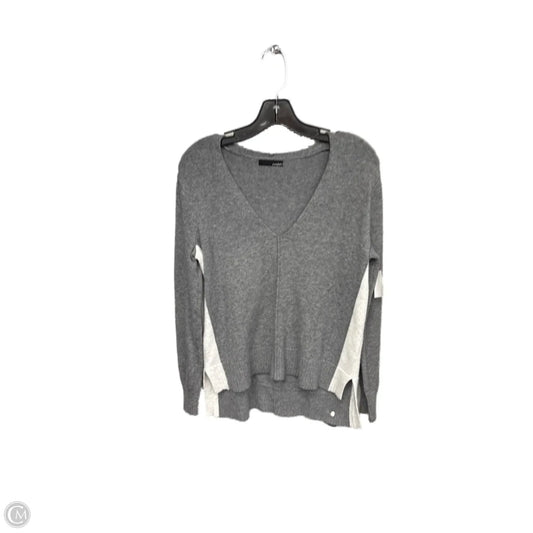 Sweater By Clothes Mentor In Grey, Size: S