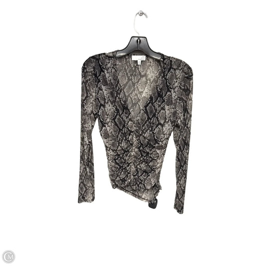 Top Long Sleeve By Clothes Mentor In Snakeskin Print, Size: M