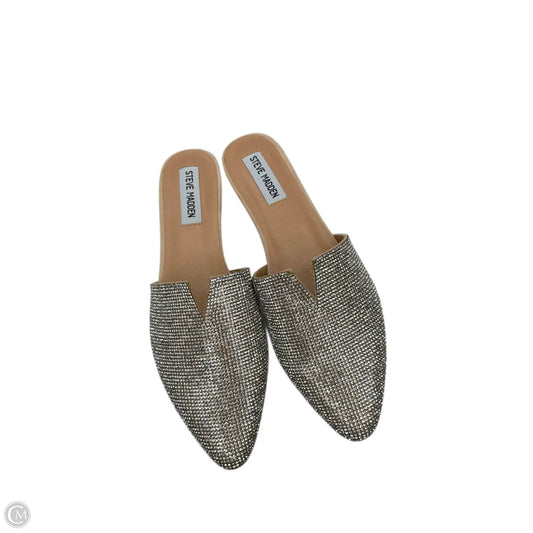 Shoes Flats By Steve Madden In Silver, Size: 8