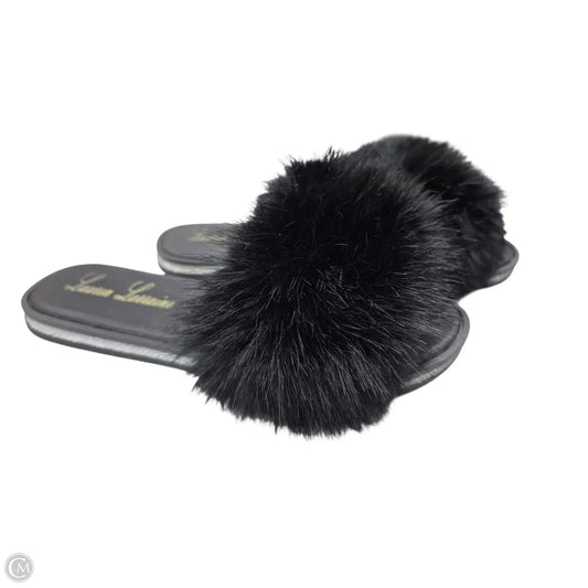 Slippers By Clothes Mentor In Black, Size: 8