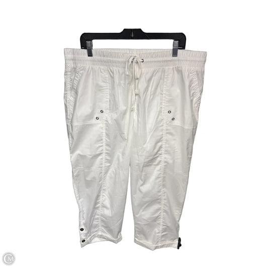 Capris By Clothes Mentor In White, Size: Xl