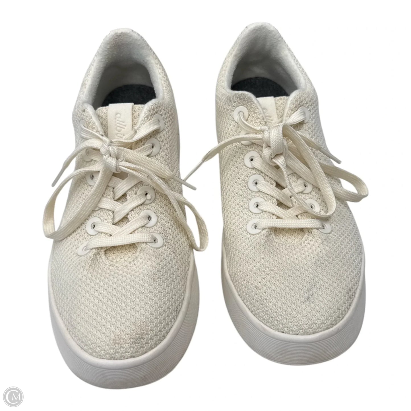 Shoes Sneakers By Clothes Mentor In Cream, Size: 9.5