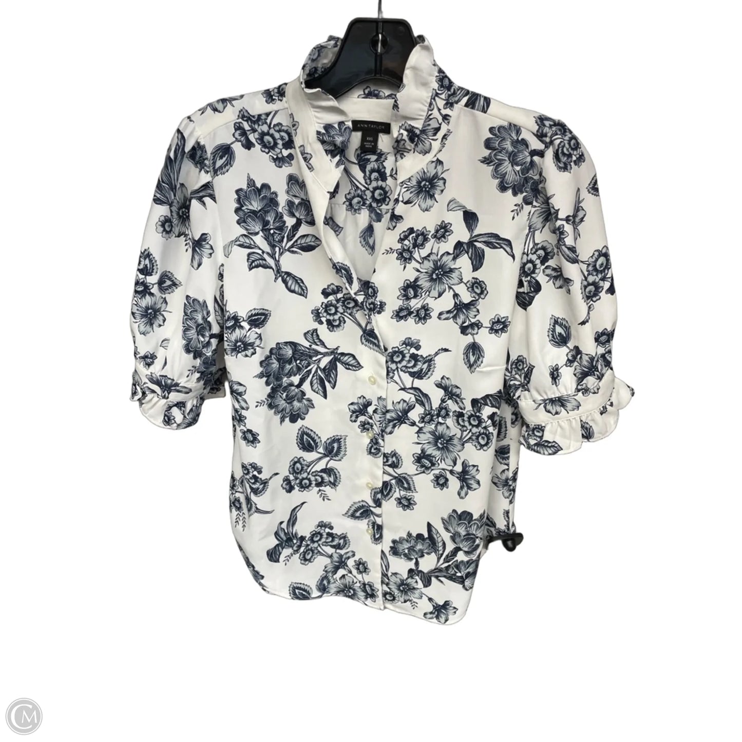 Top Short Sleeve By Ann Taylor In Blue & White, Size: Xs