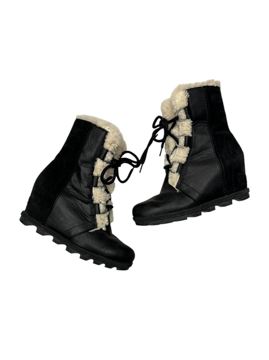 Boots Ankle Heels By Sorel In Black & Cream, Size: 8.5