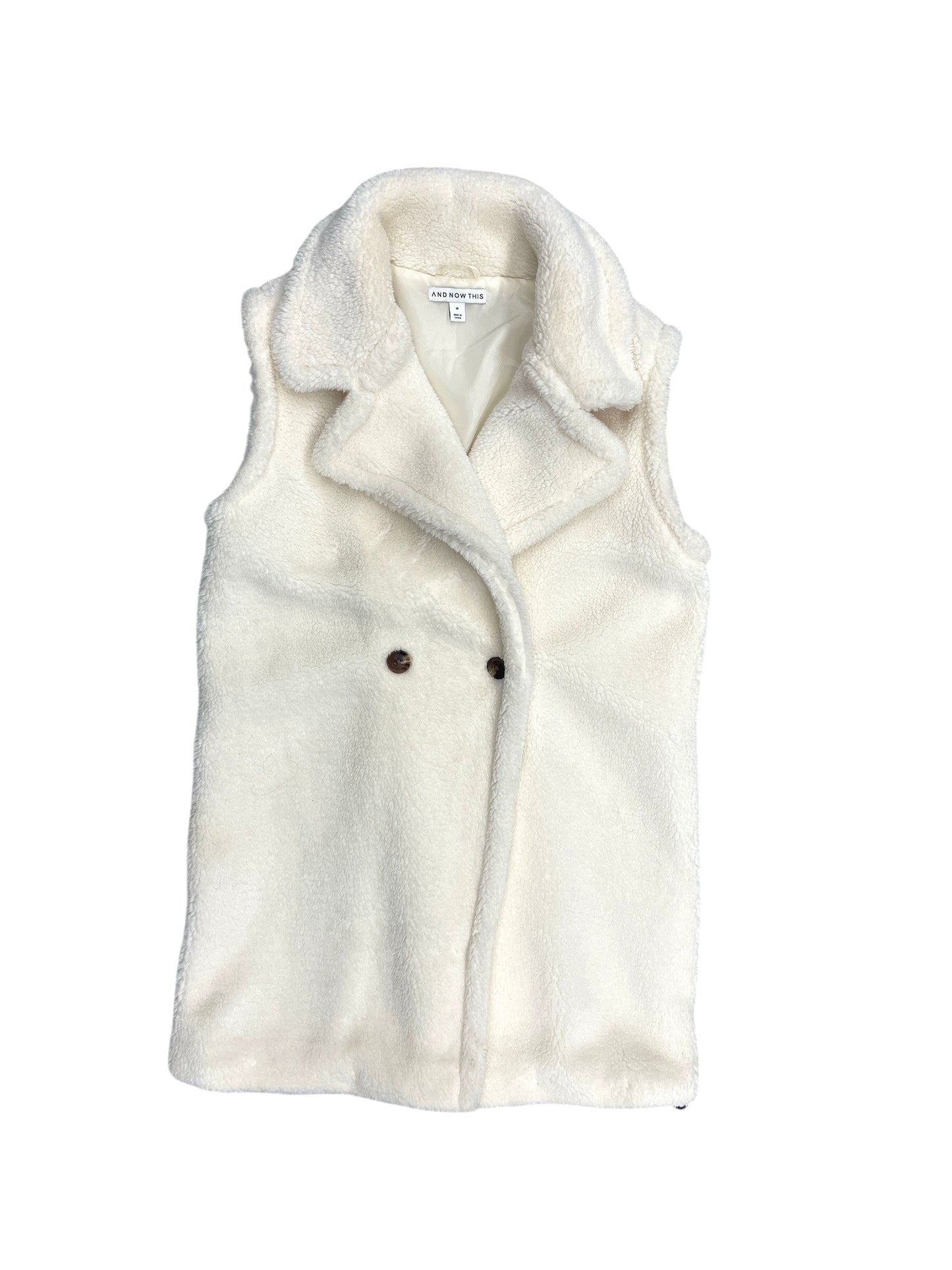 Vest Faux Fur & Sherpa By Clothes Mentor In Ivory, Size: M