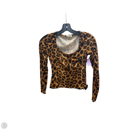 Top Long Sleeve By Clothes Mentor In Animal Print, Size: Xs