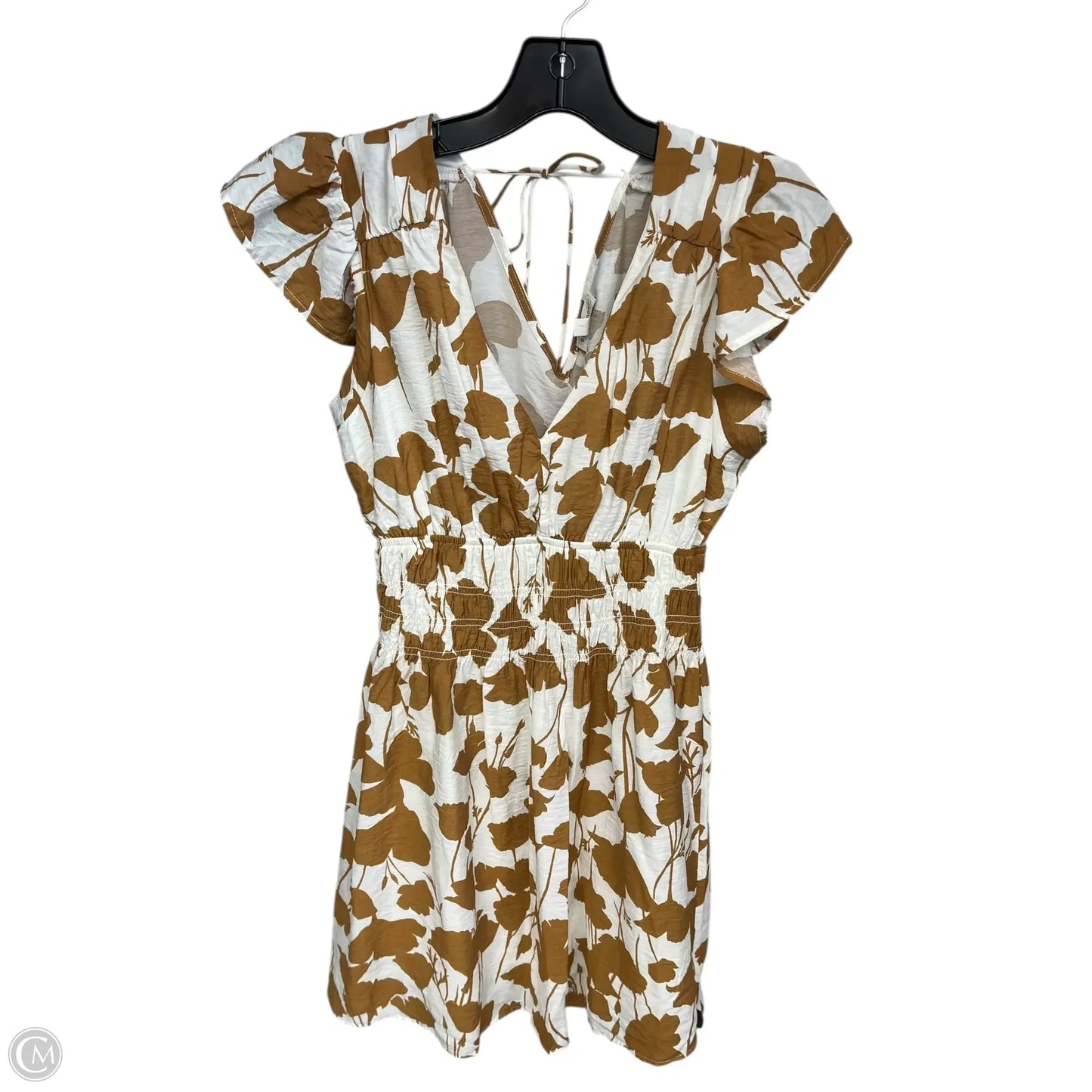 Dress Casual Short By Clothes Mentor In Cream & Red, Size: M