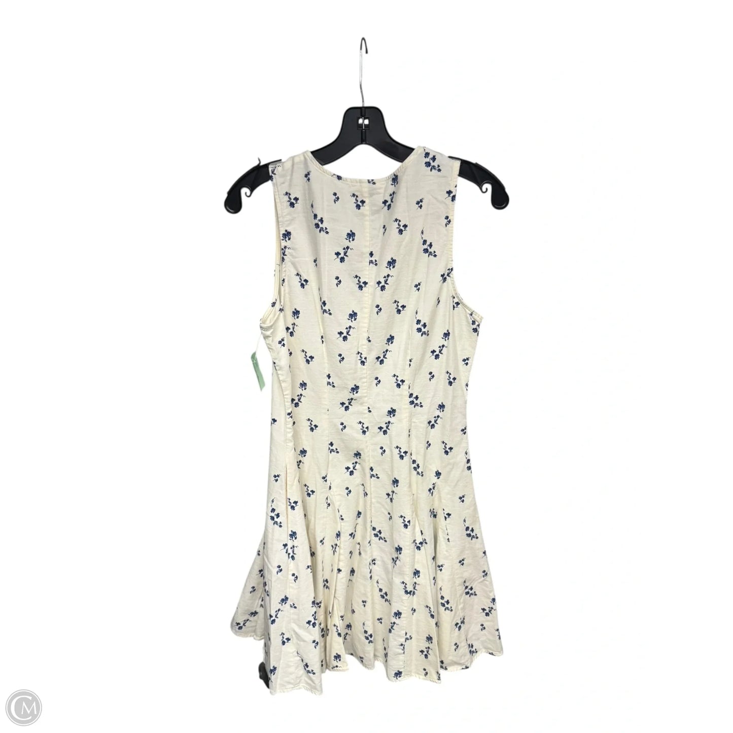 Dress Casual Short By Universal Thread In Floral Print, Size: S