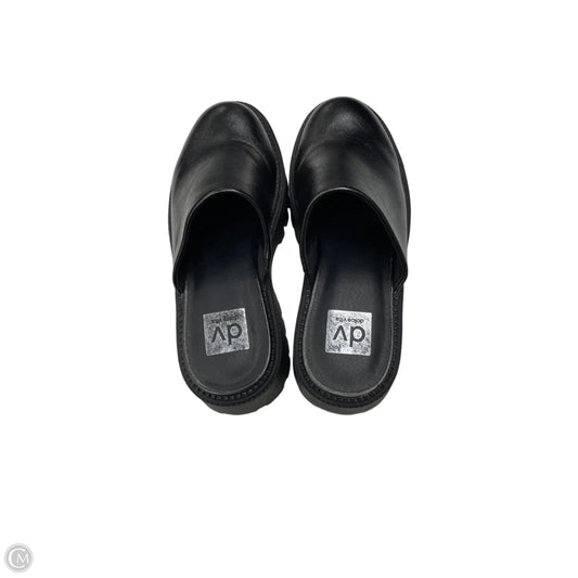 Shoes Flats By Dolce Vita In Black, Size: 6