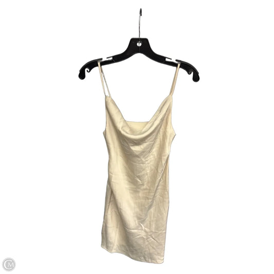 Dress Casual Short By Urban Outfitters In Cream, Size: Xs