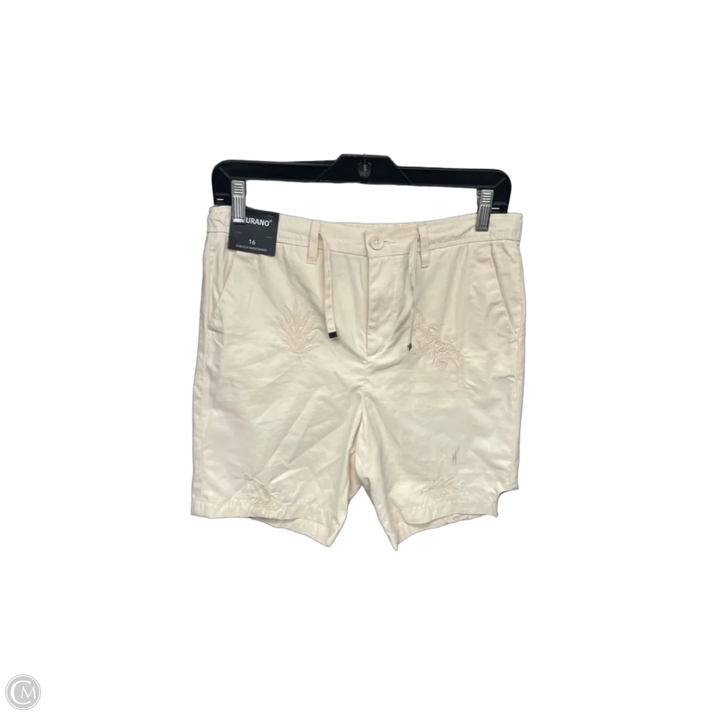 Shorts By Clothes Mentor In Cream, Size: 16