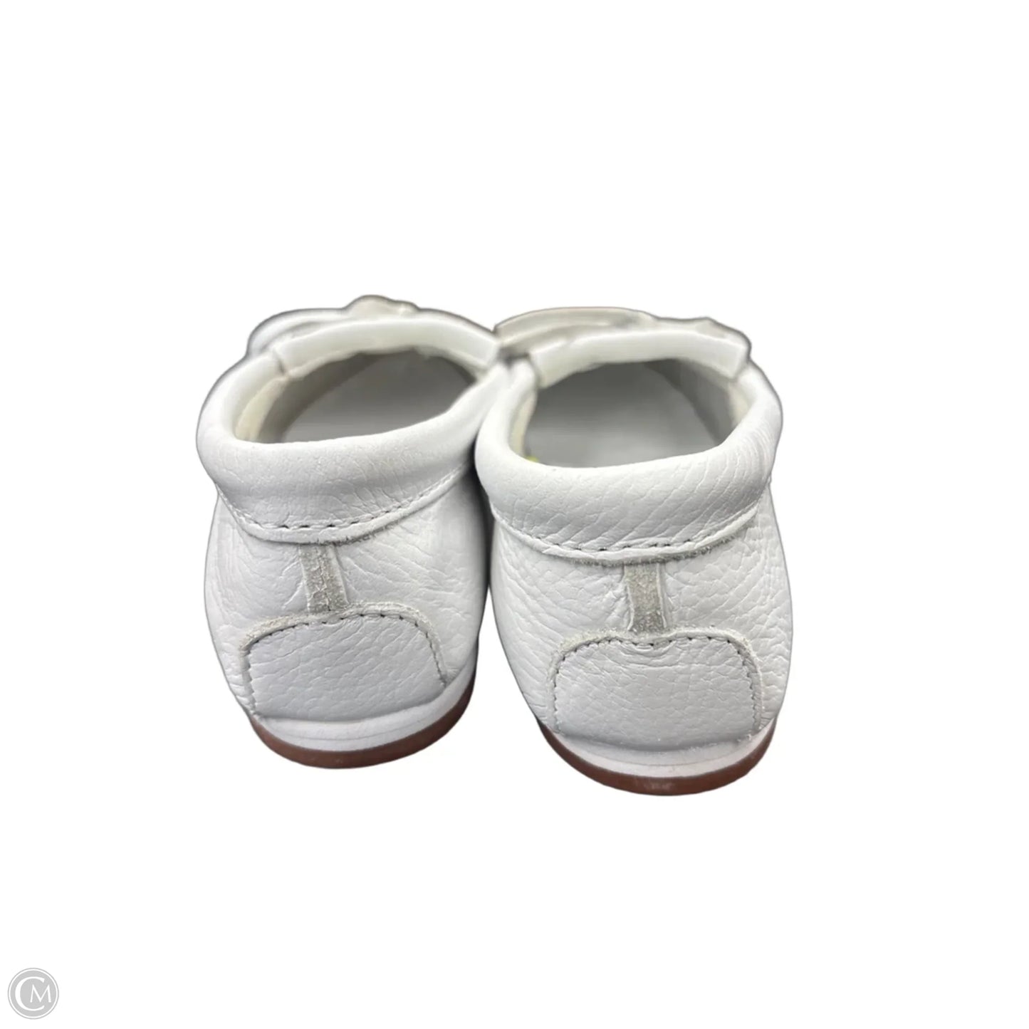 Shoes Flats By Minnetonka In White, Size: 7