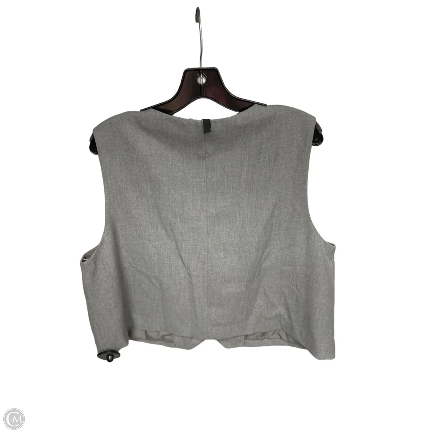 Top Sleeveless By Divided In Grey, Size: Xl