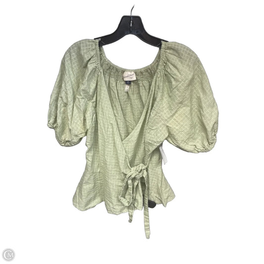 Top Short Sleeve By Universal Thread In Green, Size: M