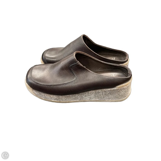 Shoes Flats By American Eagle In Brown, Size: 9