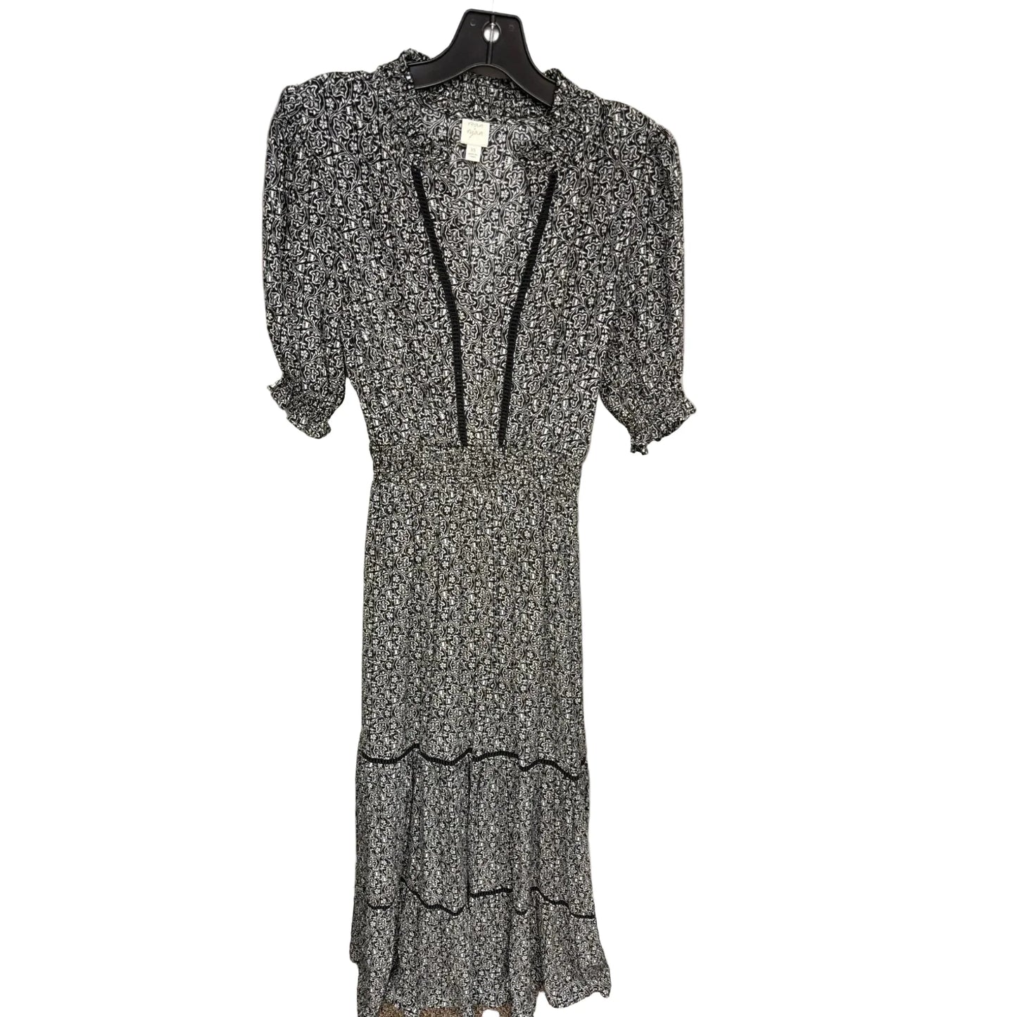 Dress Casual Maxi By Clothes Mentor In Black & White, Size: Xs
